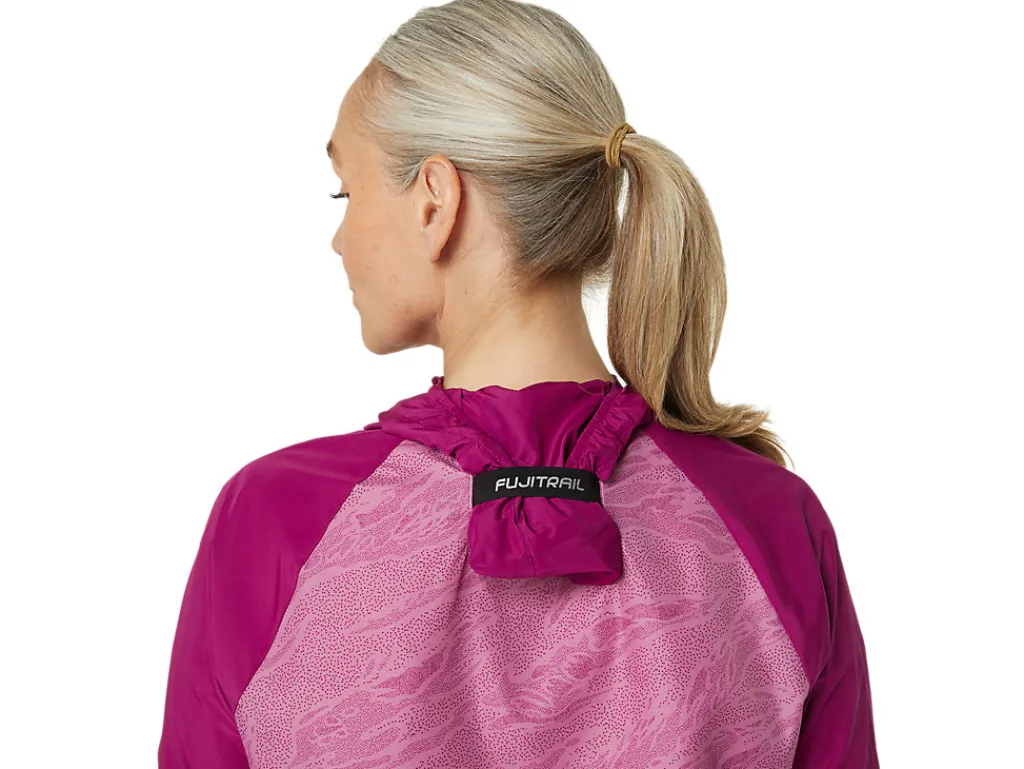 fujitrail_packable_jacket_9-1.webp ASICS Kleding | Trail running>FUJITRAIL PACKABLE JACKET Soft Berry/Blackberry