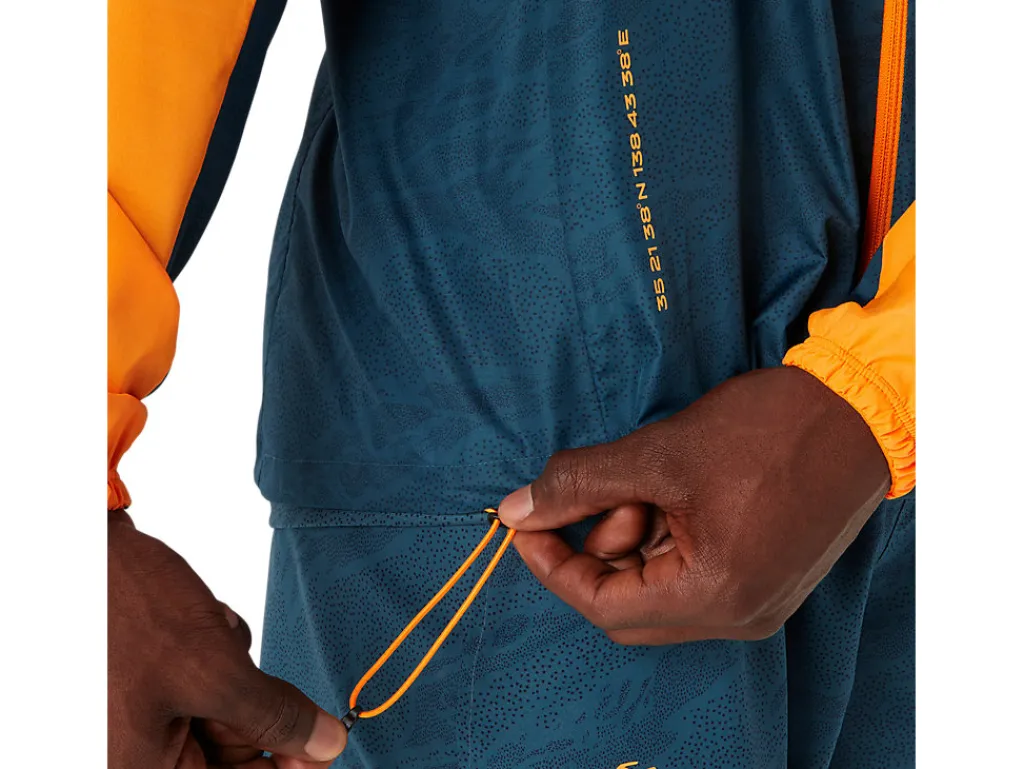 fujitrail_packable_jacket_9.webp ASICS Trail running | Kleding>FUJITRAIL PACKABLE JACKET Fellow Yellow/Magnetic Blue