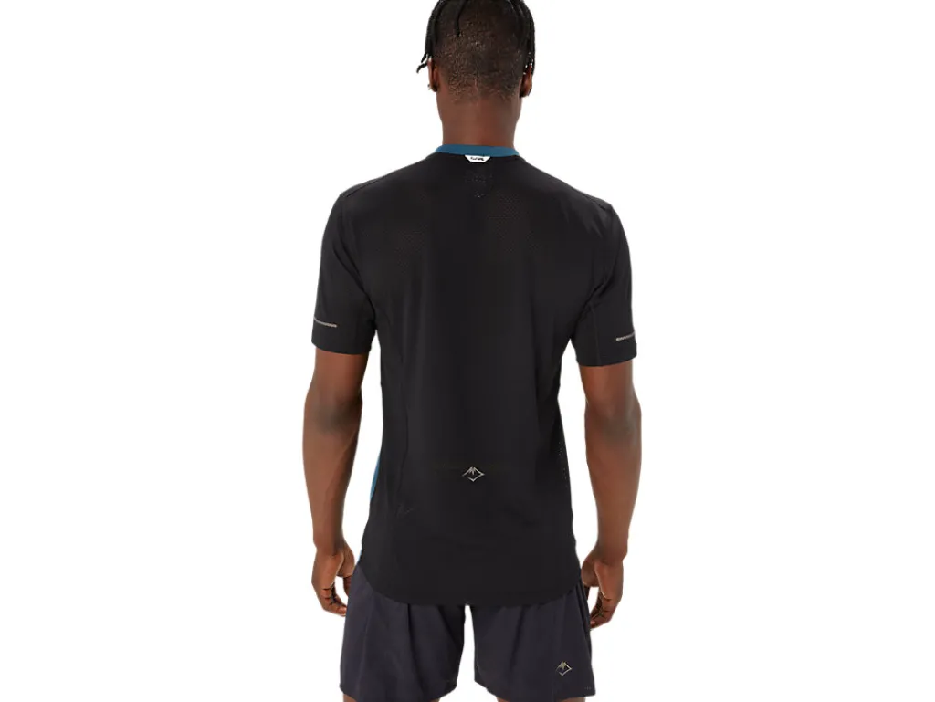 fujitrail_ss_top_1.webp ASICS Kleding | Trail running>FUJITRAIL SS TOP Magnetic Blue/Performance Black