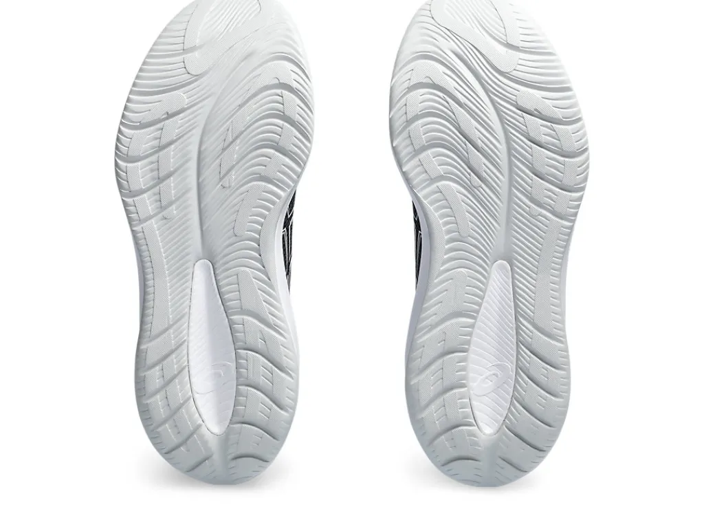gelcumulus__6-11.webp ASICS GEL-CUMULUS™ | Hardloopschoenen>GEL-CUMULUS 26 Black/Concrete