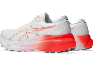 ASICS GEL-KAYANO™ | Hardloopschoenen>GEL-KAYANO 30 White/Sunrise Red