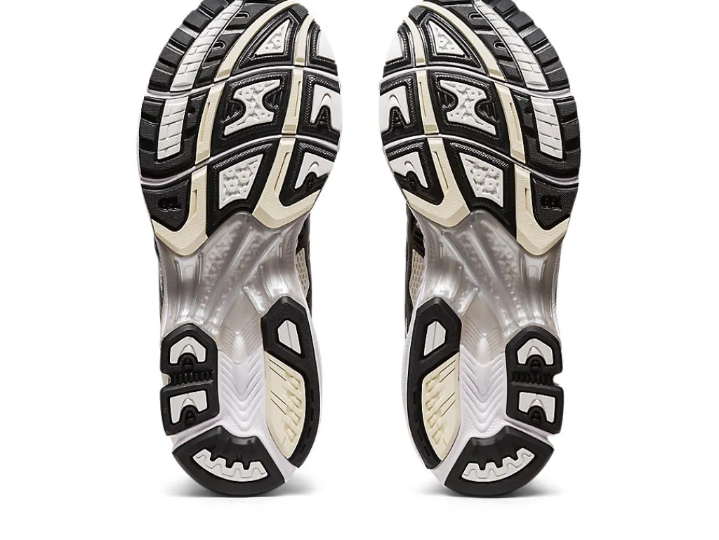 gelkayano__6-46.webp ASICS GEL-KAYANO™ 14 | Vintage Tech>GEL-KAYANO 14 Cream/Black