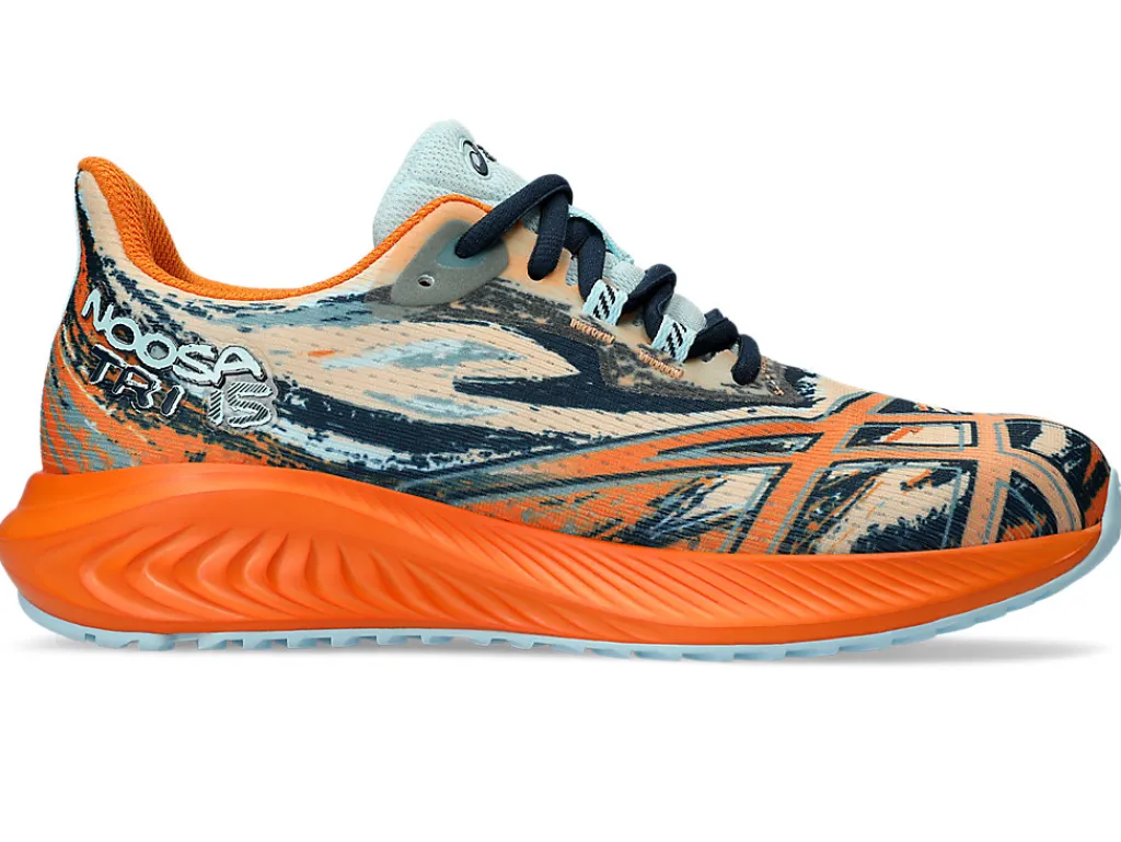 gelnoosa_tri__gs_0-4.webp ASICS NOOSA TRI™ | Run faster>GEL-NOOSA TRI 15 GS Apricot Crush/Bright Orange