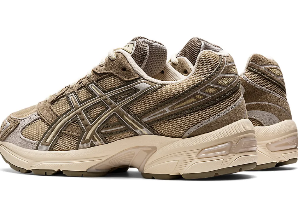 geltrade_2-3.webp ASICS Sportstyle | Vintage Tech>GEL-1130™ Wood Crepe/Mink