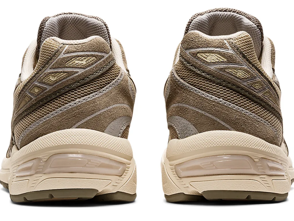 geltrade_4-3.webp ASICS Sportstyle | Vintage Tech>GEL-1130™ Wood Crepe/Mink