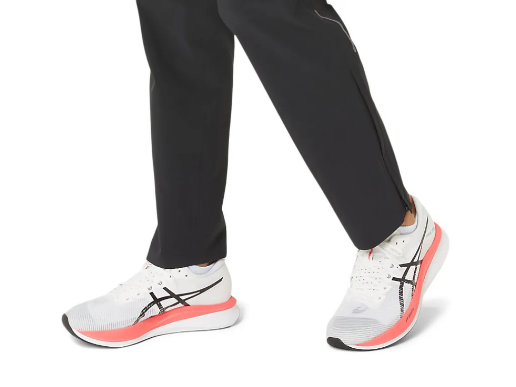 magic_speed__7-5.webp ASICS MAGIC SPEED™ | Run faster>MAGIC SPEED 3 White/Black