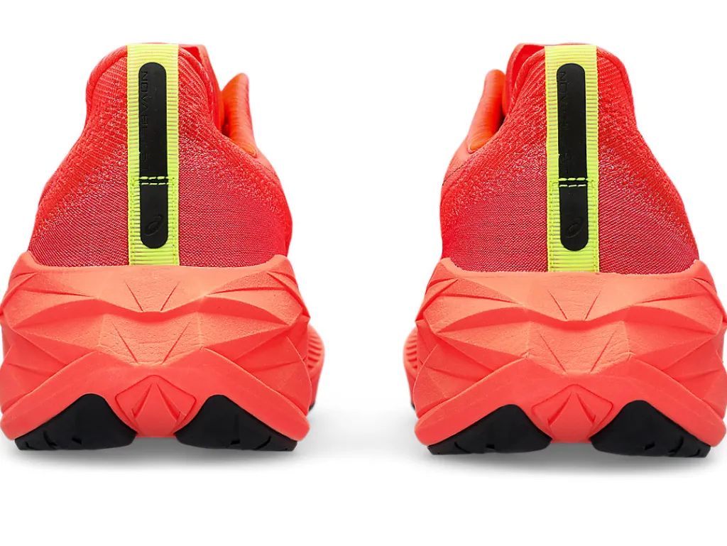 novablast__4.webp ASICS NOVABLAST™ | Run faster>NOVABLAST 4 Sunrise Red/True Red