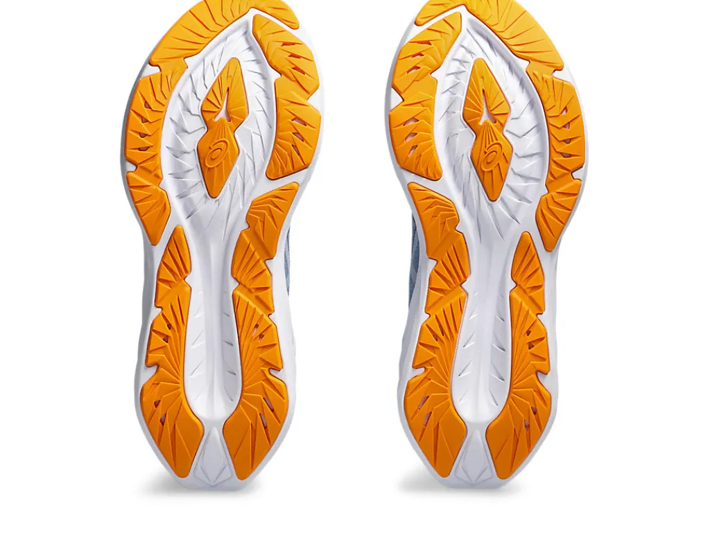 novablast__6-10.webp ASICS NOVABLAST™ | Run faster>NOVABLAST 4 Light Blue/Light Navy