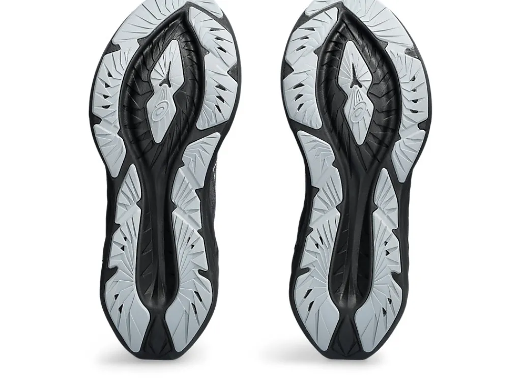 novablast__6-12.webp ASICS NOVABLAST™ | Run faster>NOVABLAST 4 Black/Graphite Grey