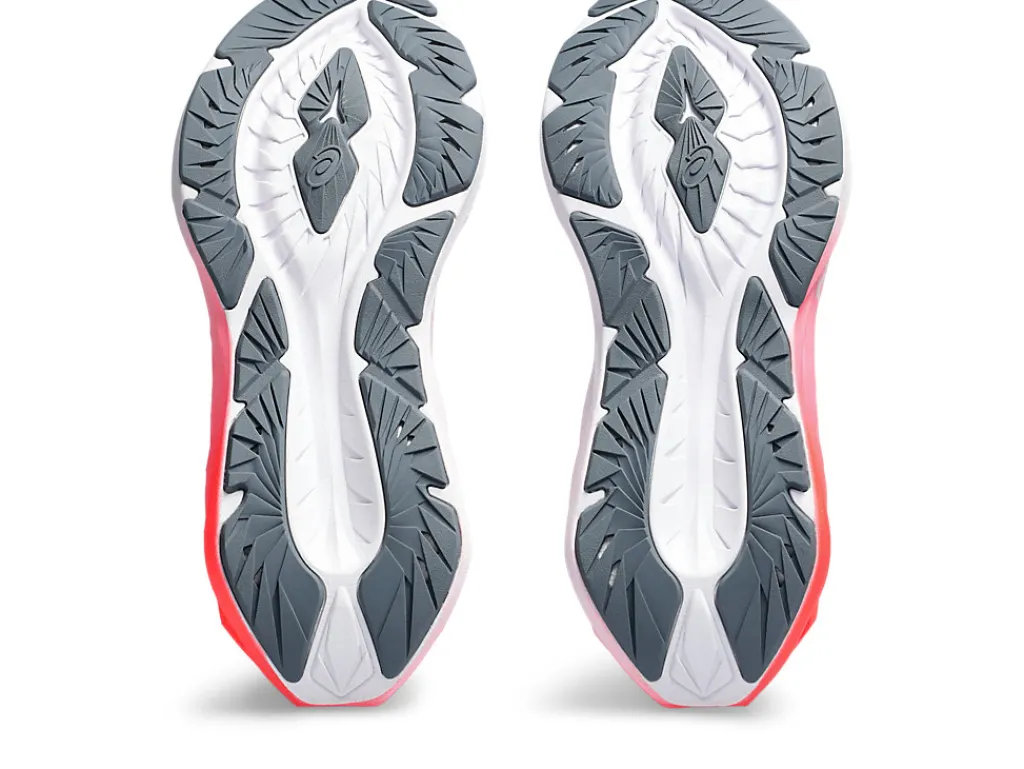 novablast__6-2.webp ASICS NOVABLAST™ | Run faster>NOVABLAST 4 White/Sunrise Red