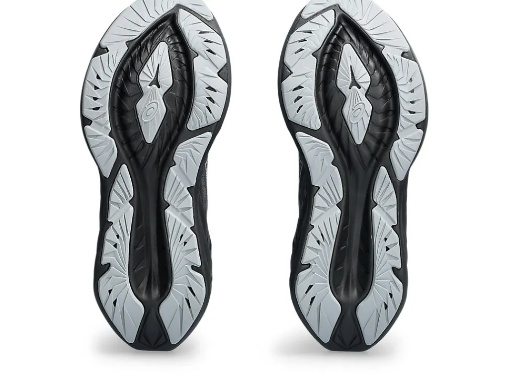 novablast__6-7.webp ASICS NOVABLAST™ | Run faster>NOVABLAST 4 Black/Graphite Grey