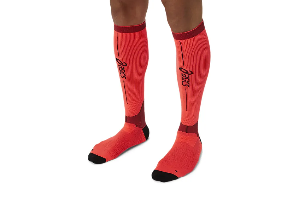 performance_run_compressi_4.webp ASICS Hardlopen | Sokken>PERFORMANCE RUN COMPRESSION SOCK Sunrise Red
